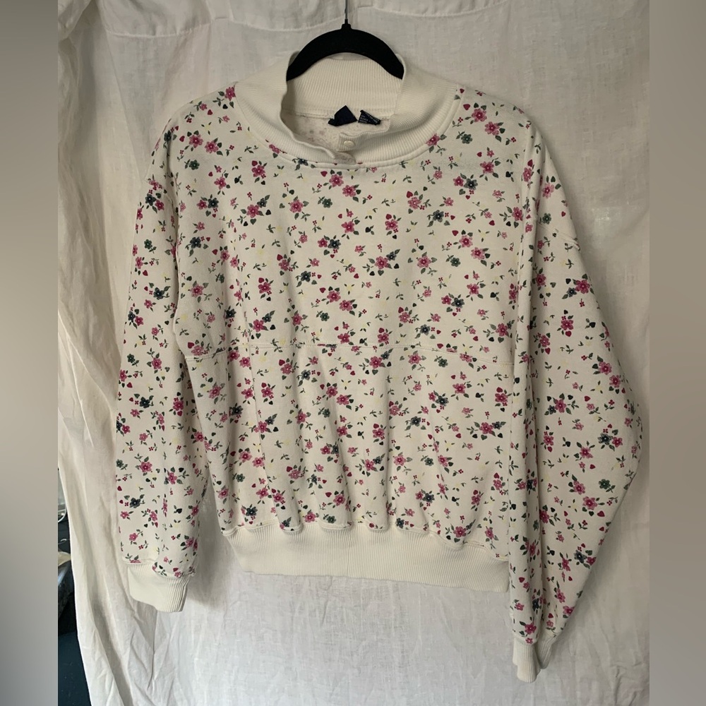 Vintage floral sweater